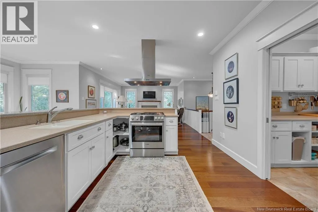 2 Bayley Road
