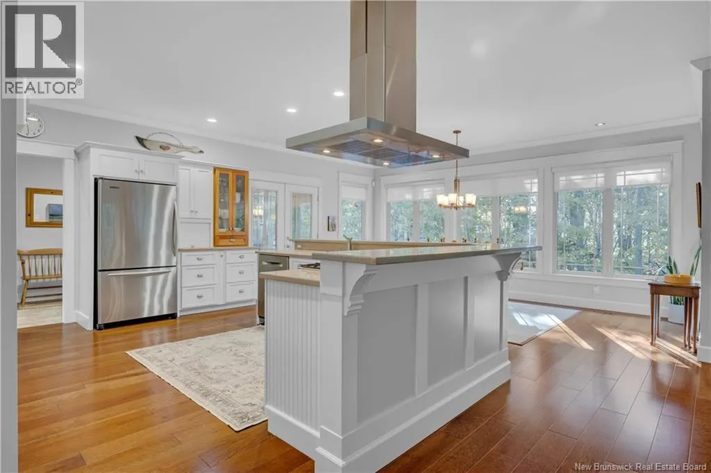 2 Bayley Road