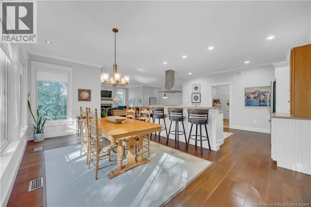 2 Bayley Road