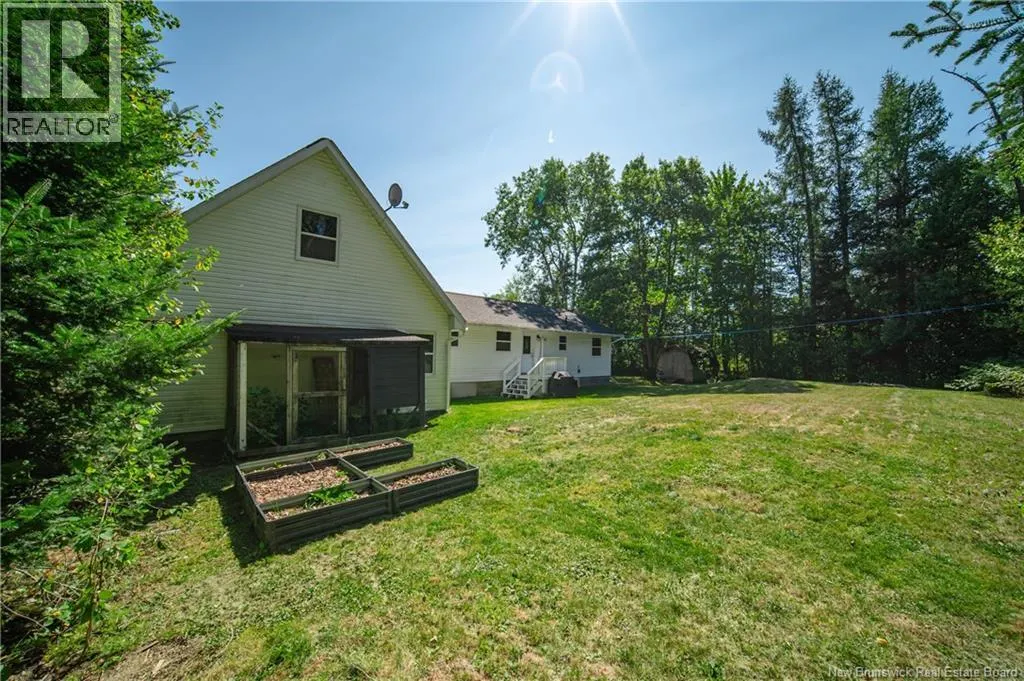 38 Mowrey Lane