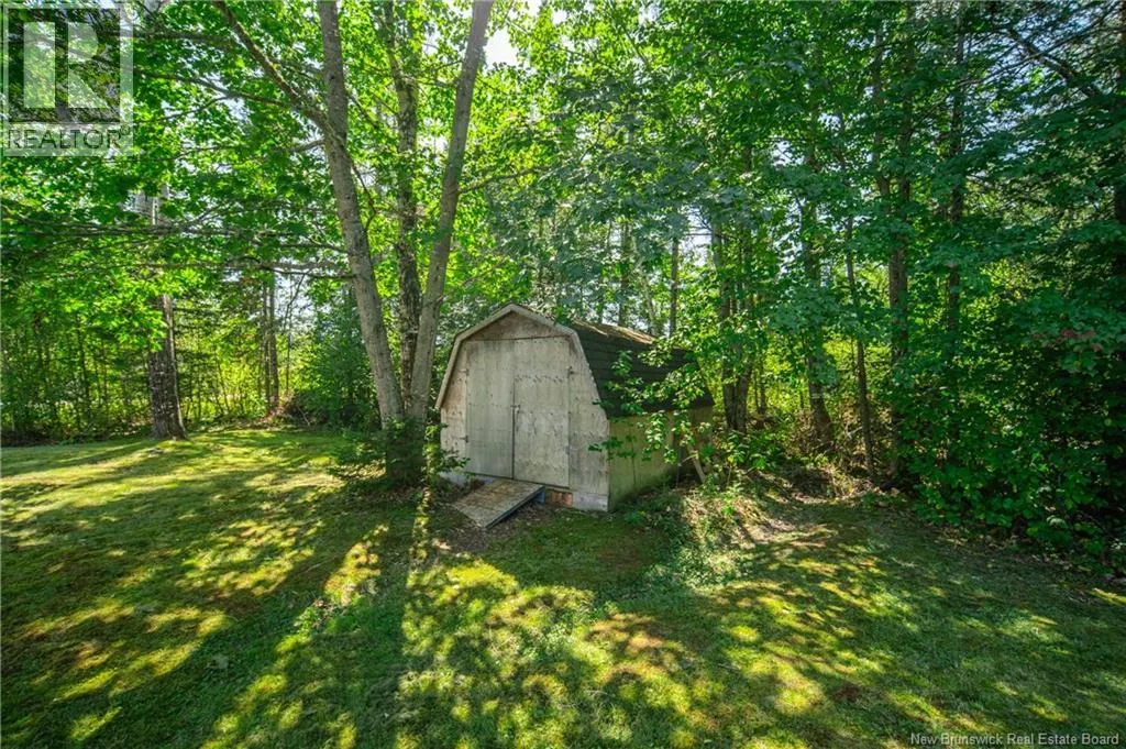 38 Mowrey Lane
