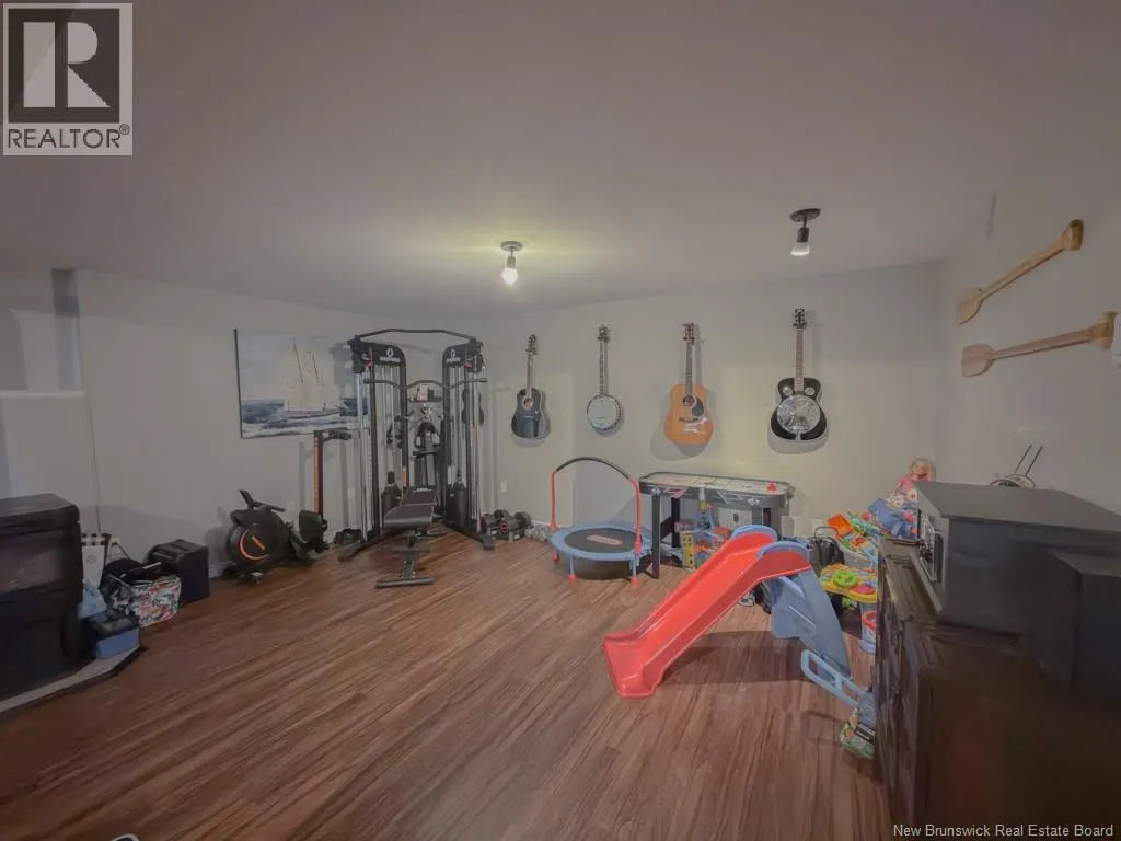 8 Azalea Court