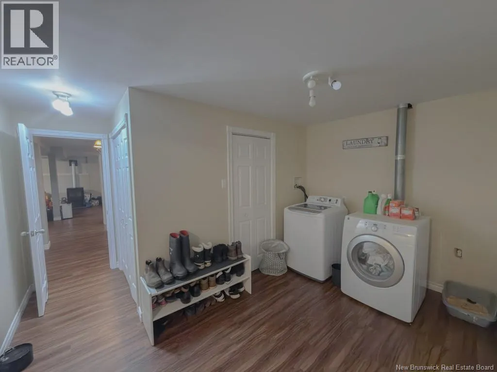 8 Azalea Court