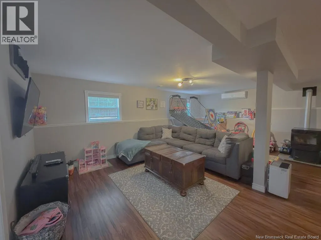 8 Azalea Court