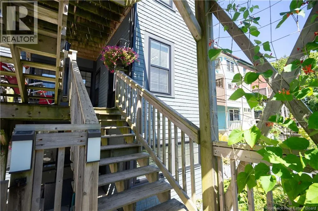 112 Orange Street