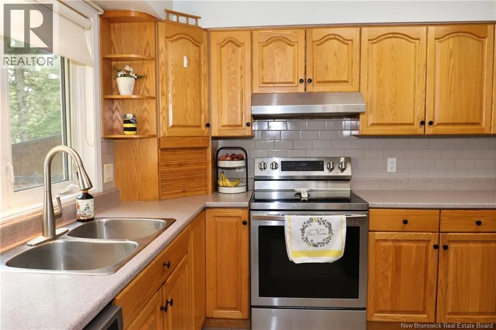 86 Aquila Crescent