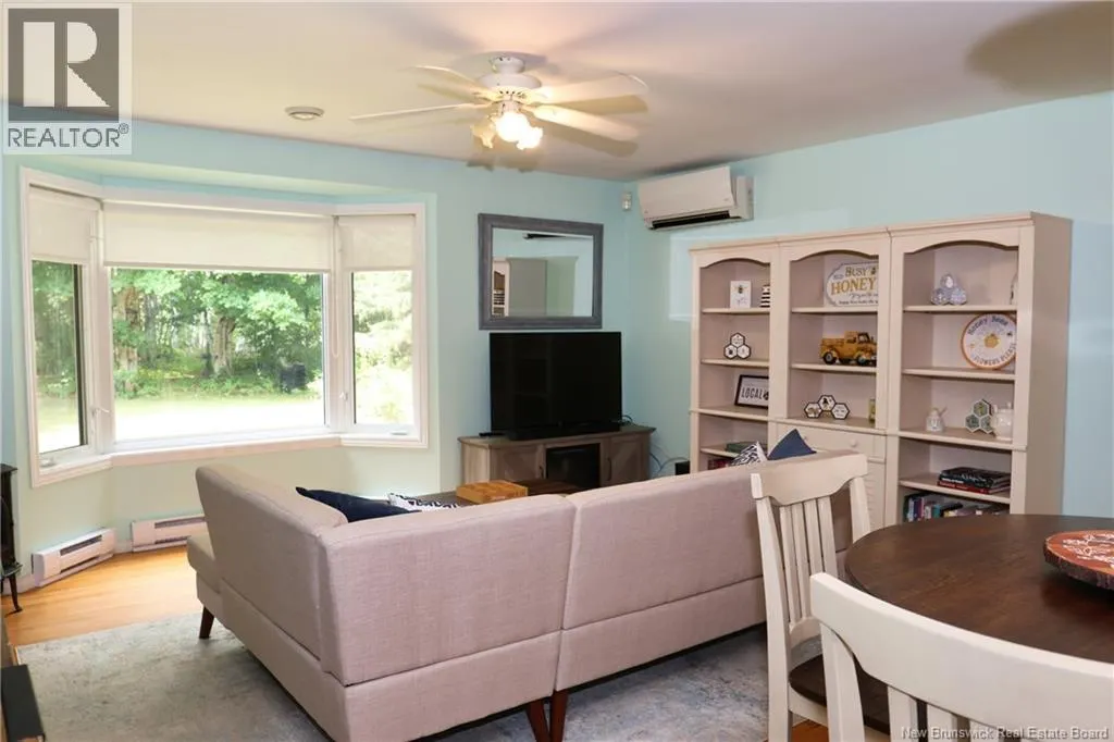 86 Aquila Crescent