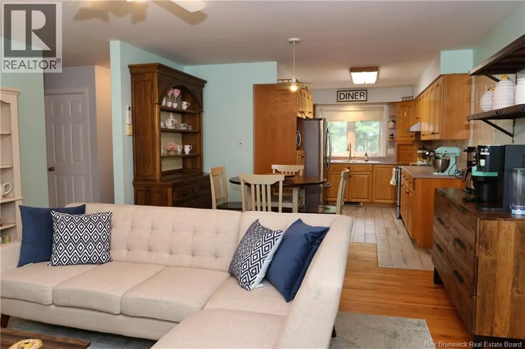 86 Aquila Crescent