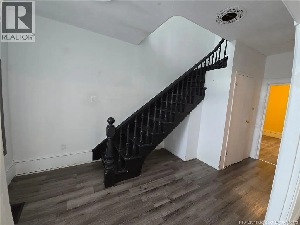 1 Gillis Lane