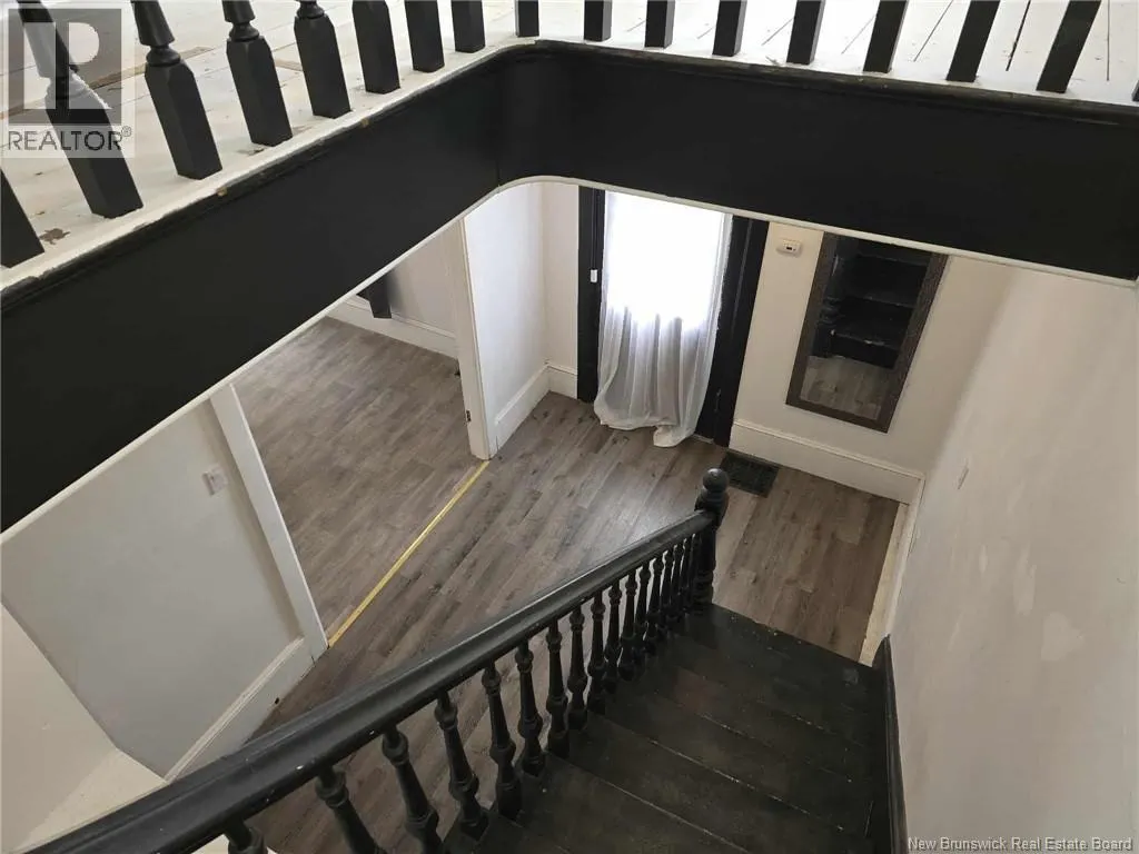1 Gillis Lane