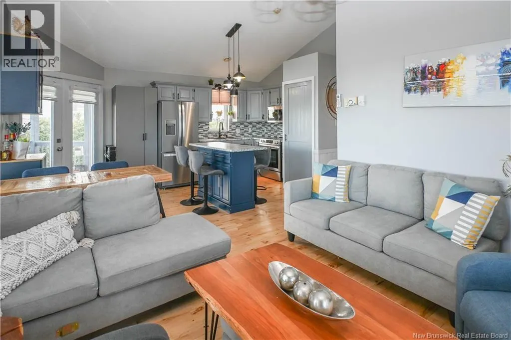 11 rue de la Marée Street