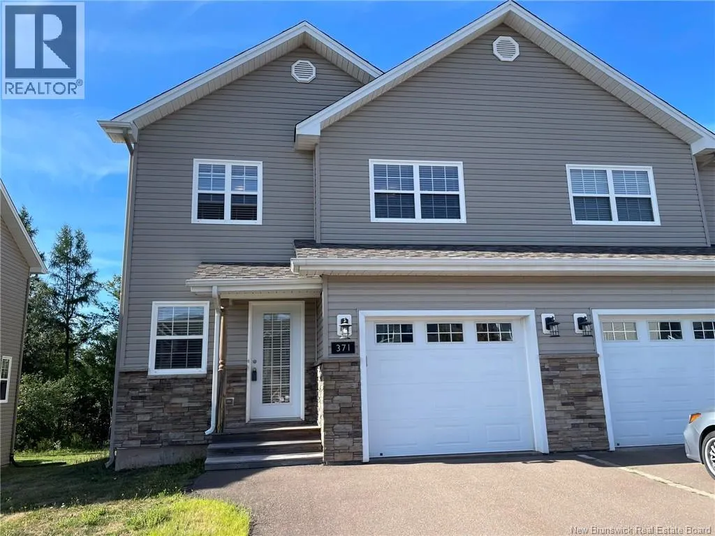 371 Dolbeau Street