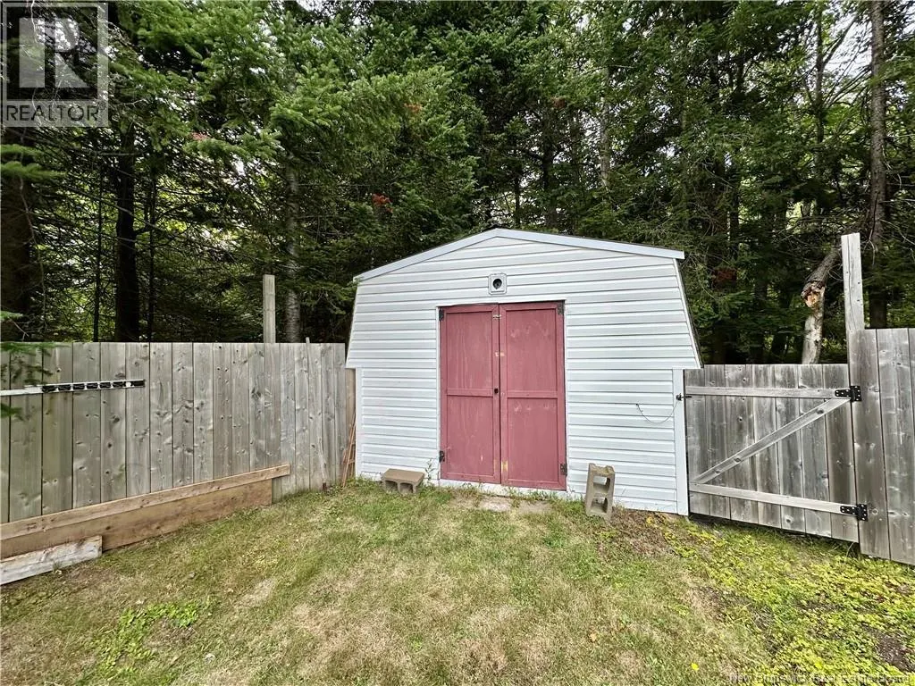 25 Bentley Avenue