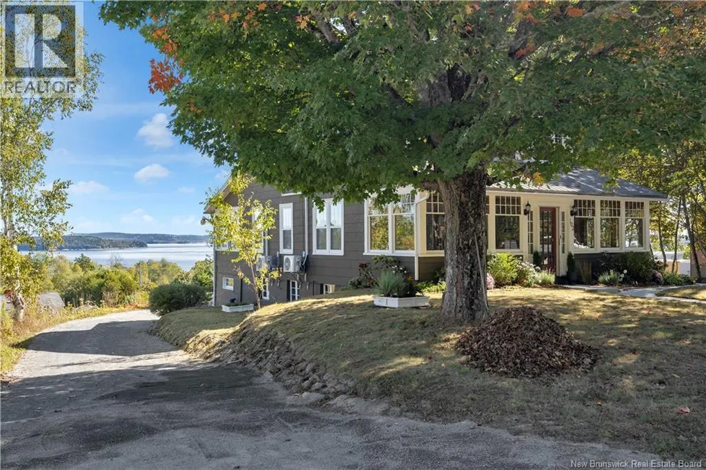 102 Woolastook Drive
