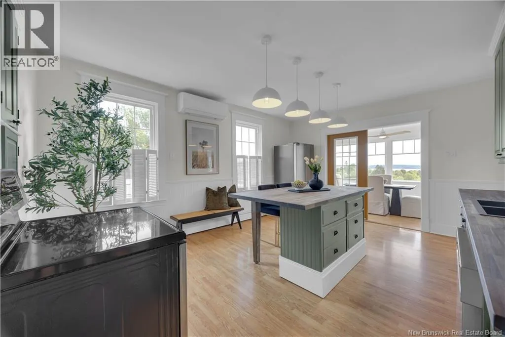 102 Woolastook Drive