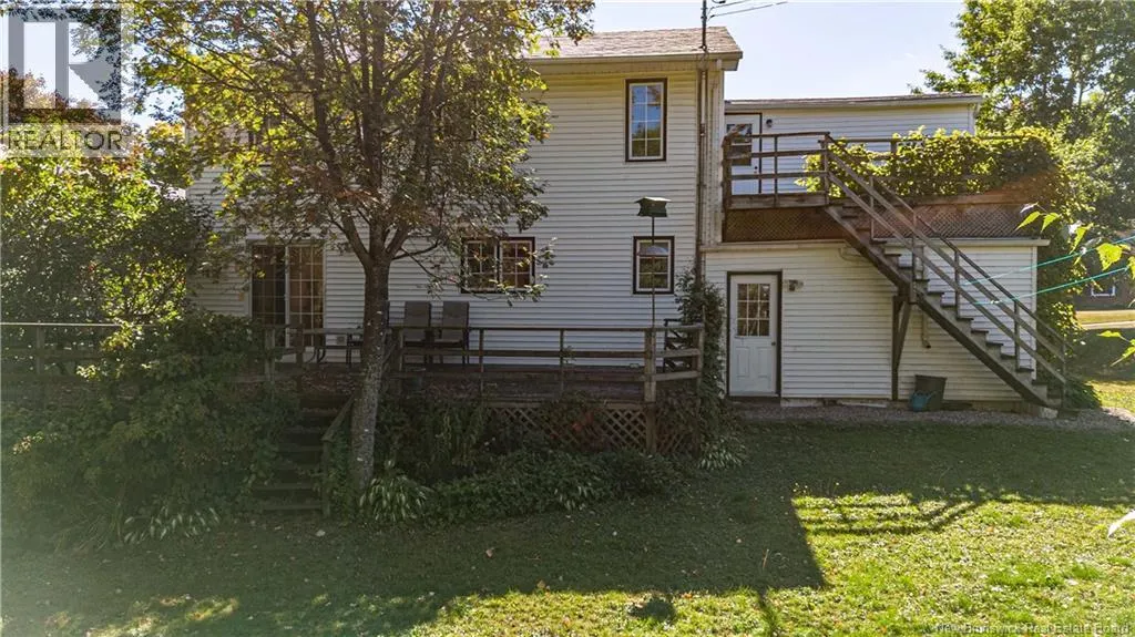 140 Surrey Crescent