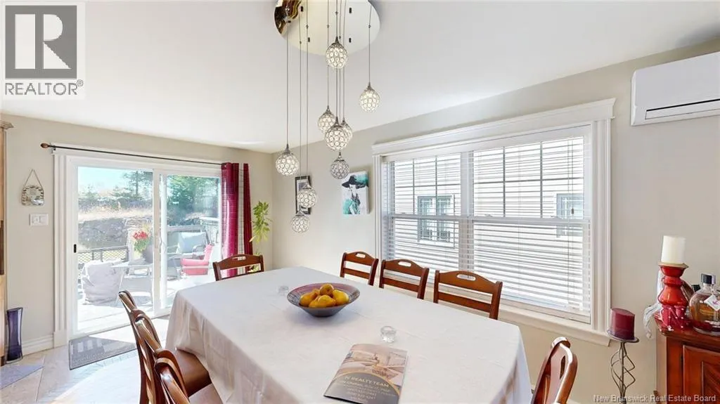 32 Macauley Avenue