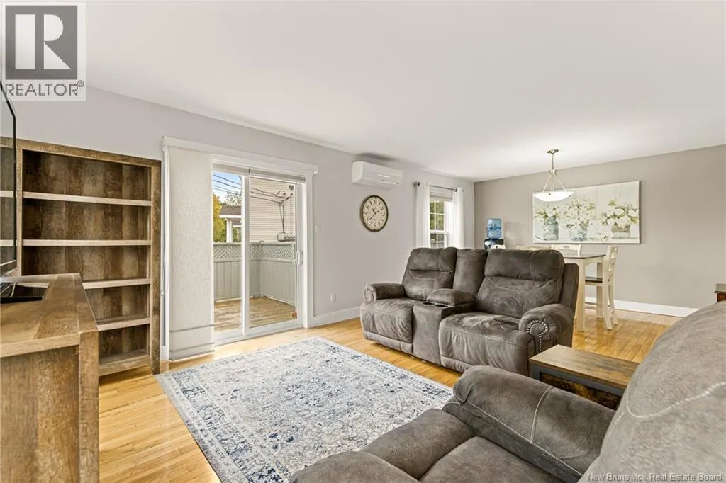 14 Firmin Crescent