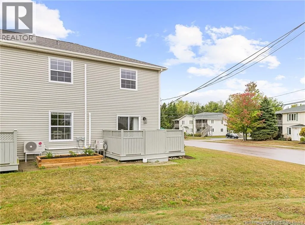 14 Firmin Crescent