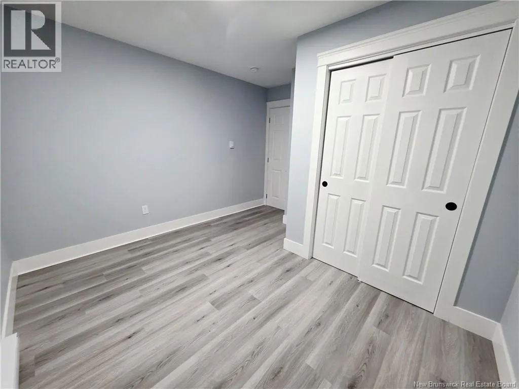 8 Fawcett Avenue