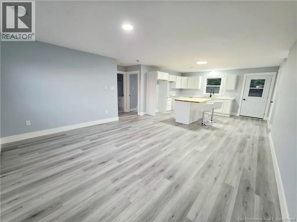 8 Fawcett Avenue