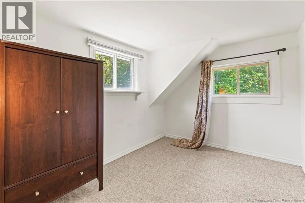 3212 Woodstock Road