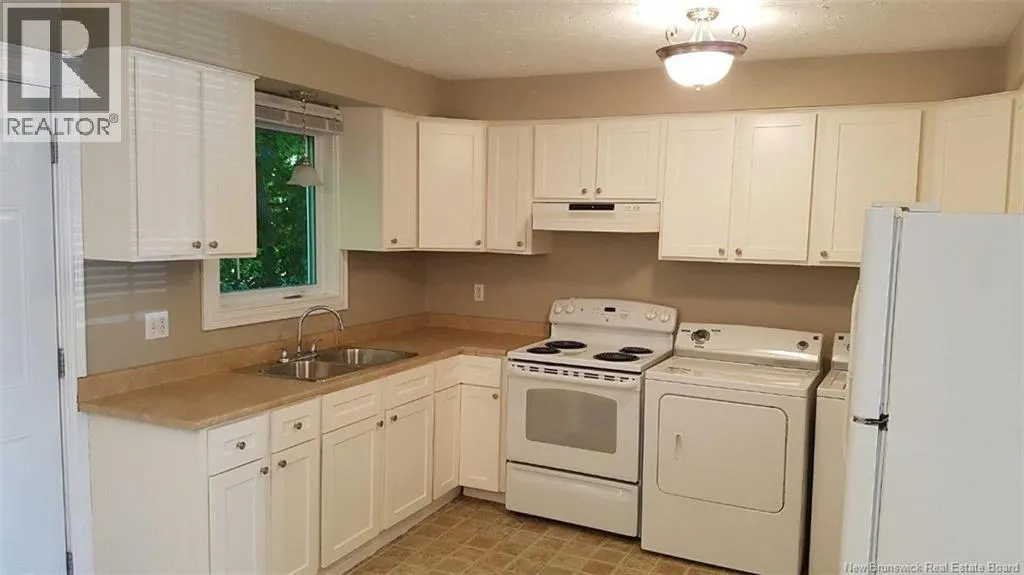 129/131/133 Crerar Court