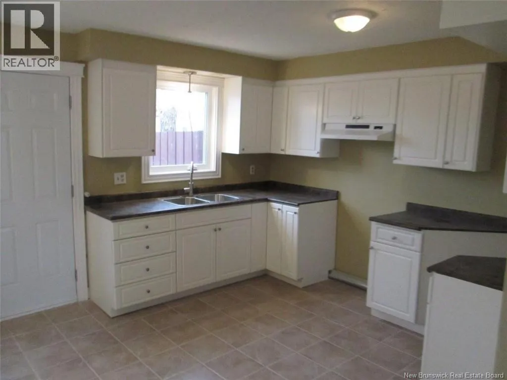 129/131/133 Crerar Court