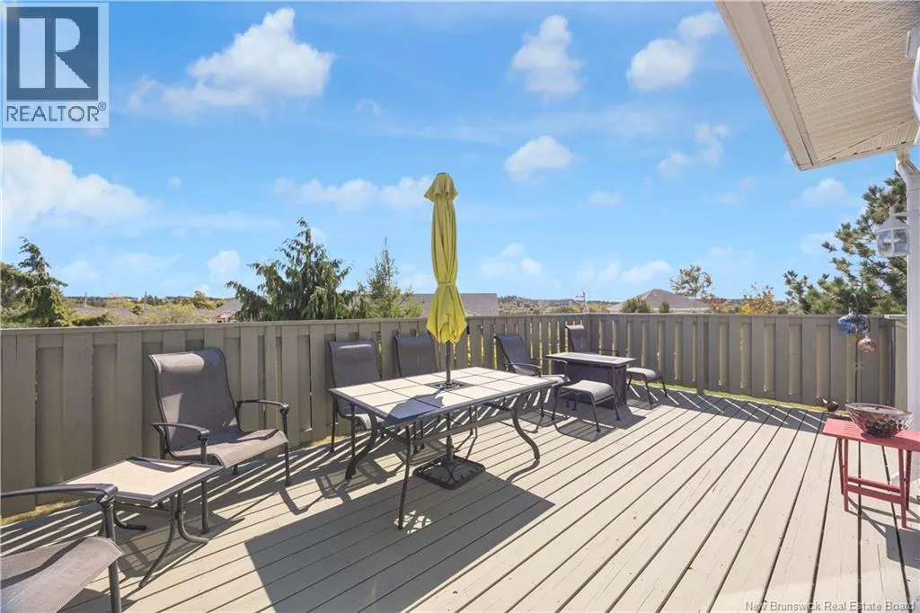 19 Lakefield Court