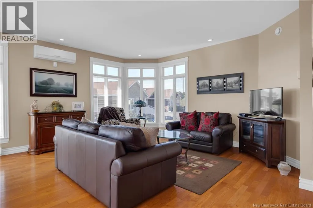 19 Lakefield Court