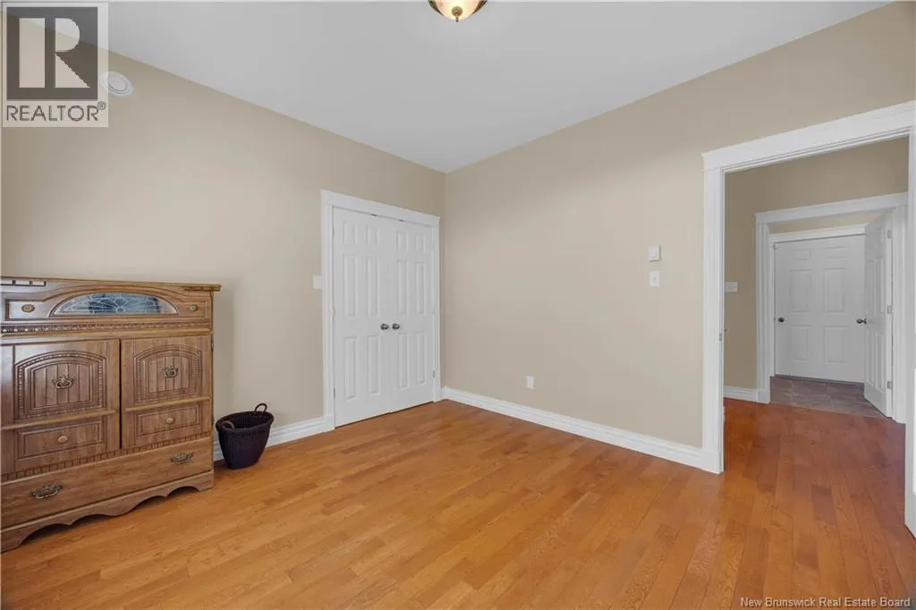 19 Lakefield Court