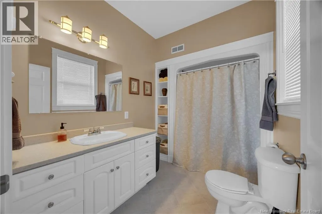 19 Lakefield Court