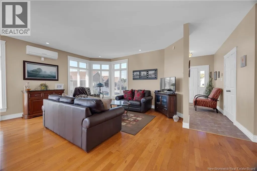 19 Lakefield Court