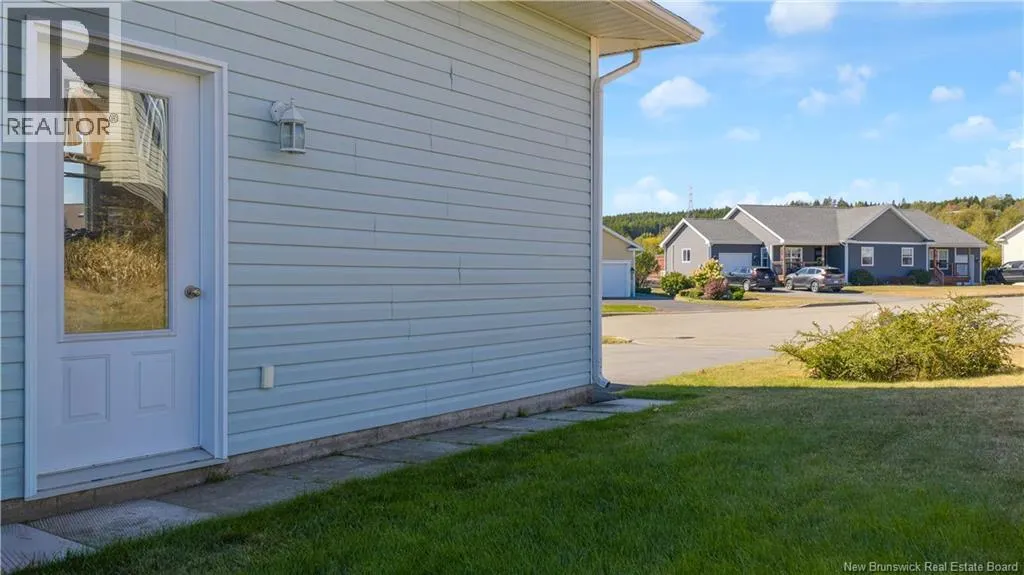 19 Lakefield Court
