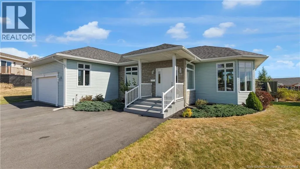 19 Lakefield Court