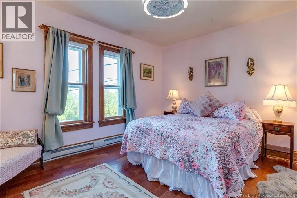 657 Royal Road