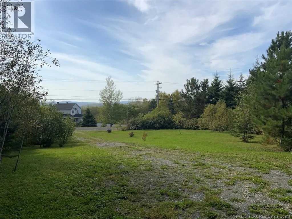 687 Toussaint Road