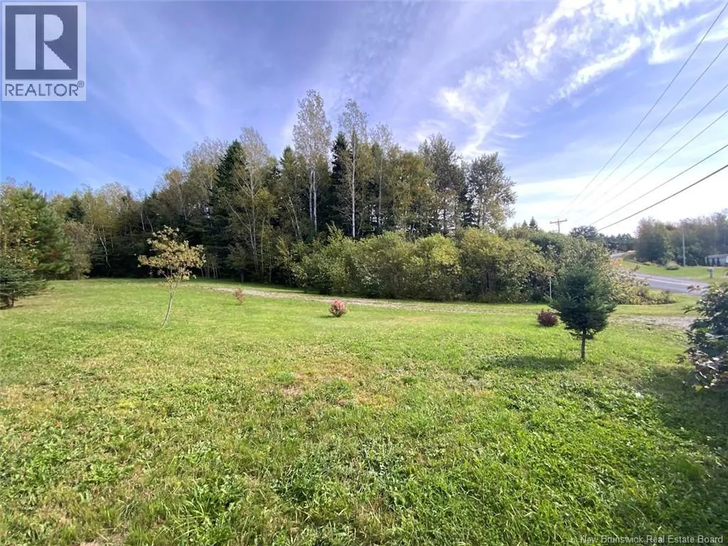 687 Toussaint Road