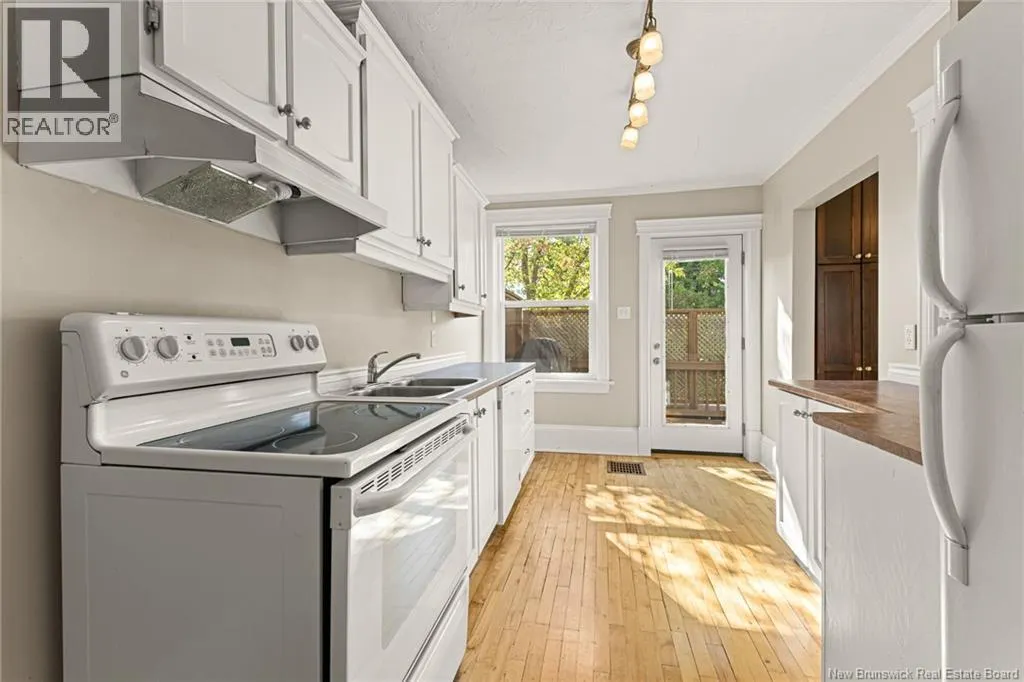 20-22 Sixth Street