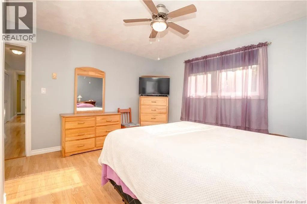 2152 Route 885