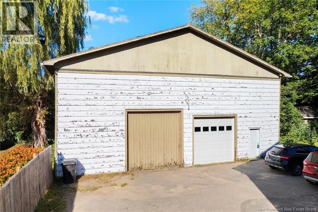 247 Dundonald Street