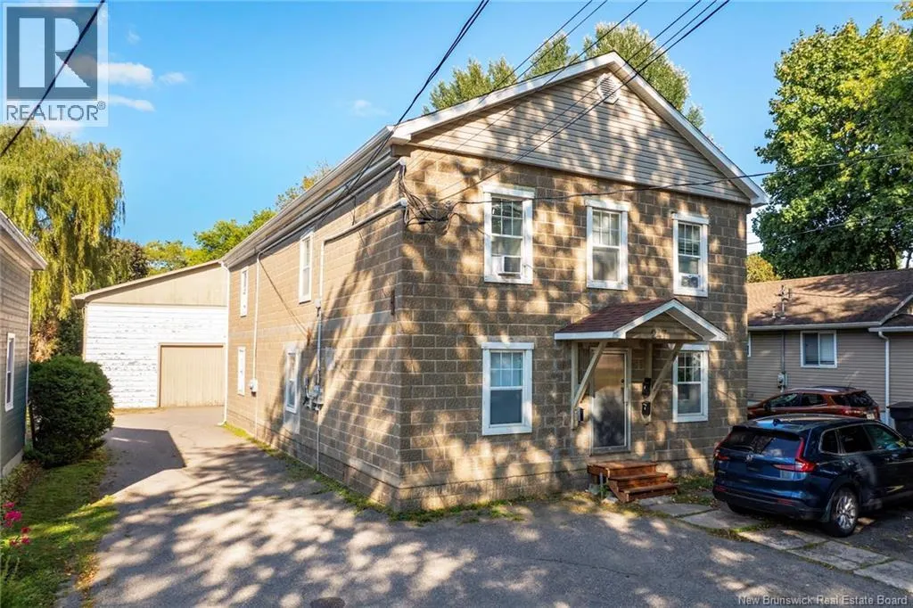 247 Dundonald Street