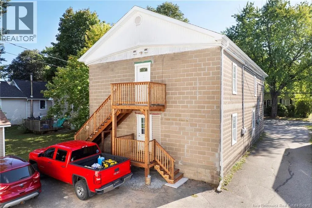 247 Dundonald Street