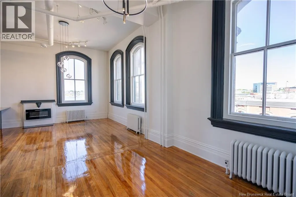 115 Prince William Street Unit# 302