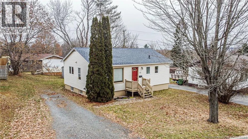 122 Preston Drive