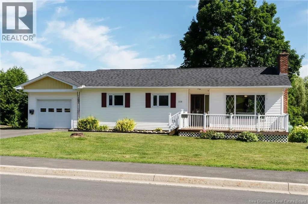 328 MacDonald Avenue