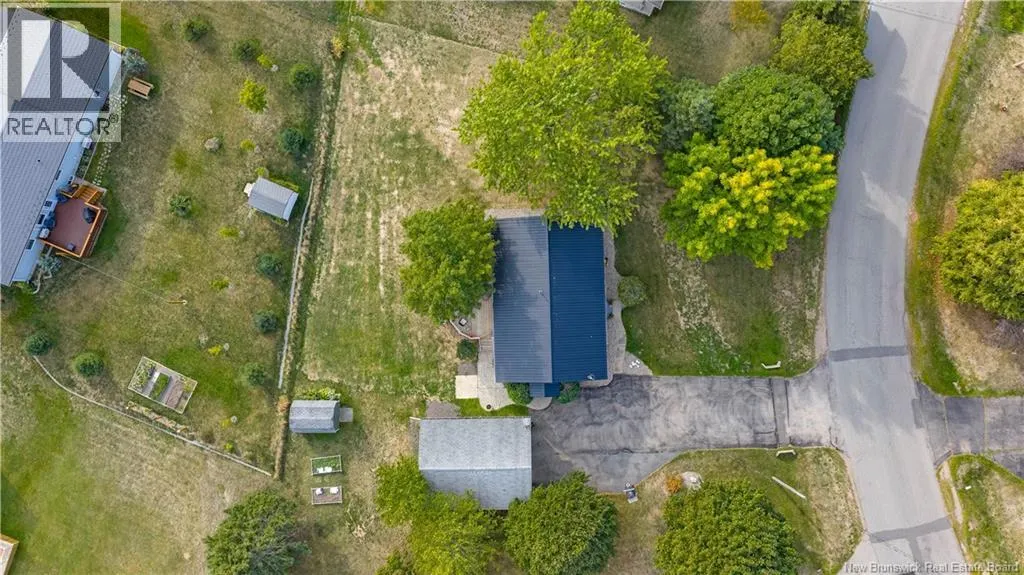 3 Meredith Drive