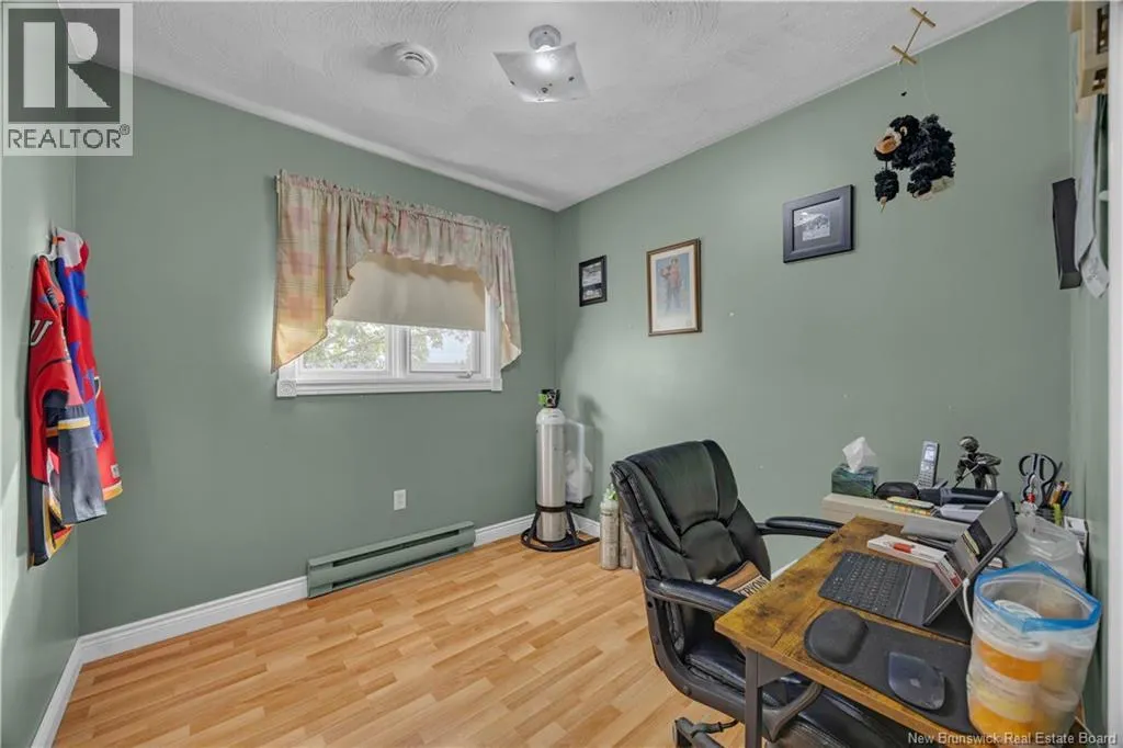 3 Meredith Drive