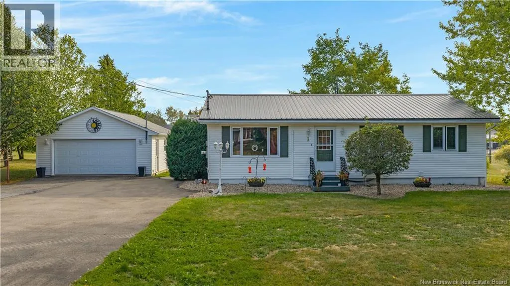 3 Meredith Drive