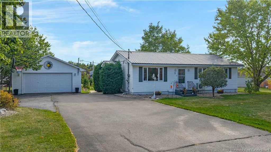 3 Meredith Drive